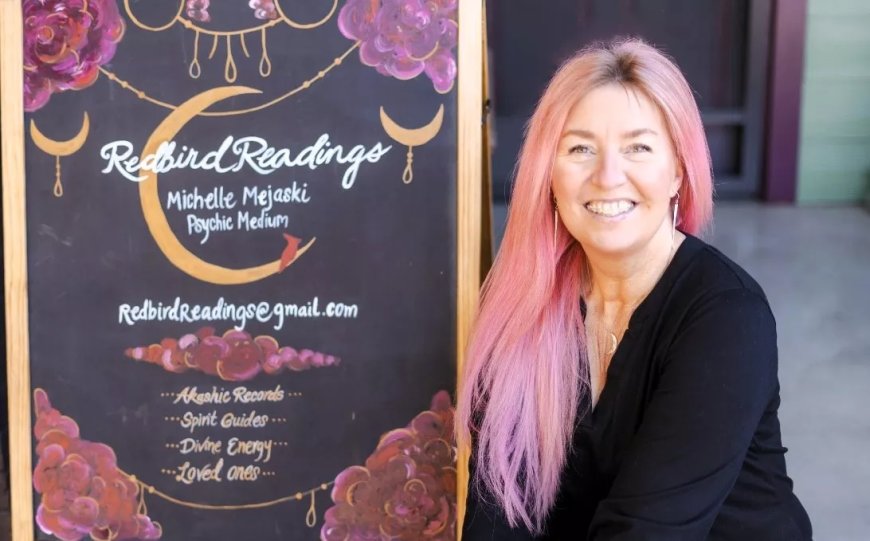 Michelle Mejaski of Redbird Readings